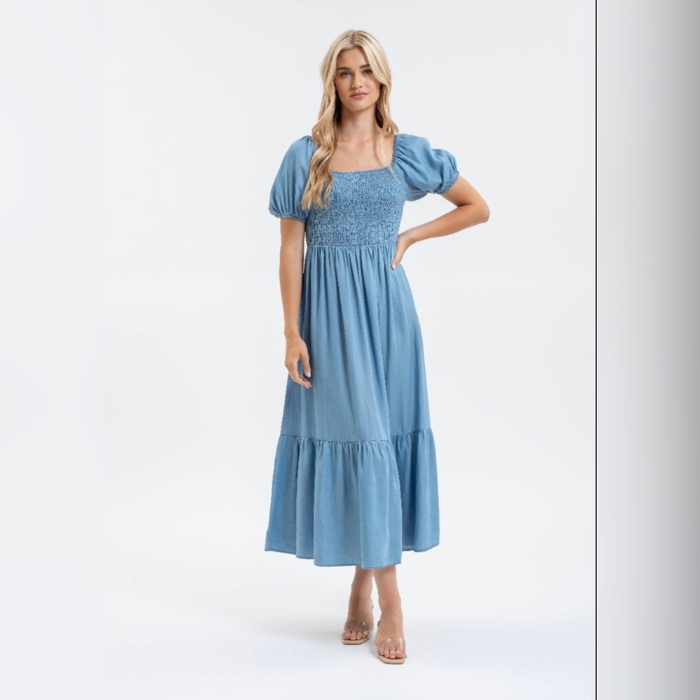 Blu Pepper Chambray Smocked Puff Sleeve Midi Dress